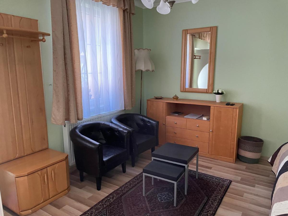 Csalogány Vendégház Szerencs Esterno foto